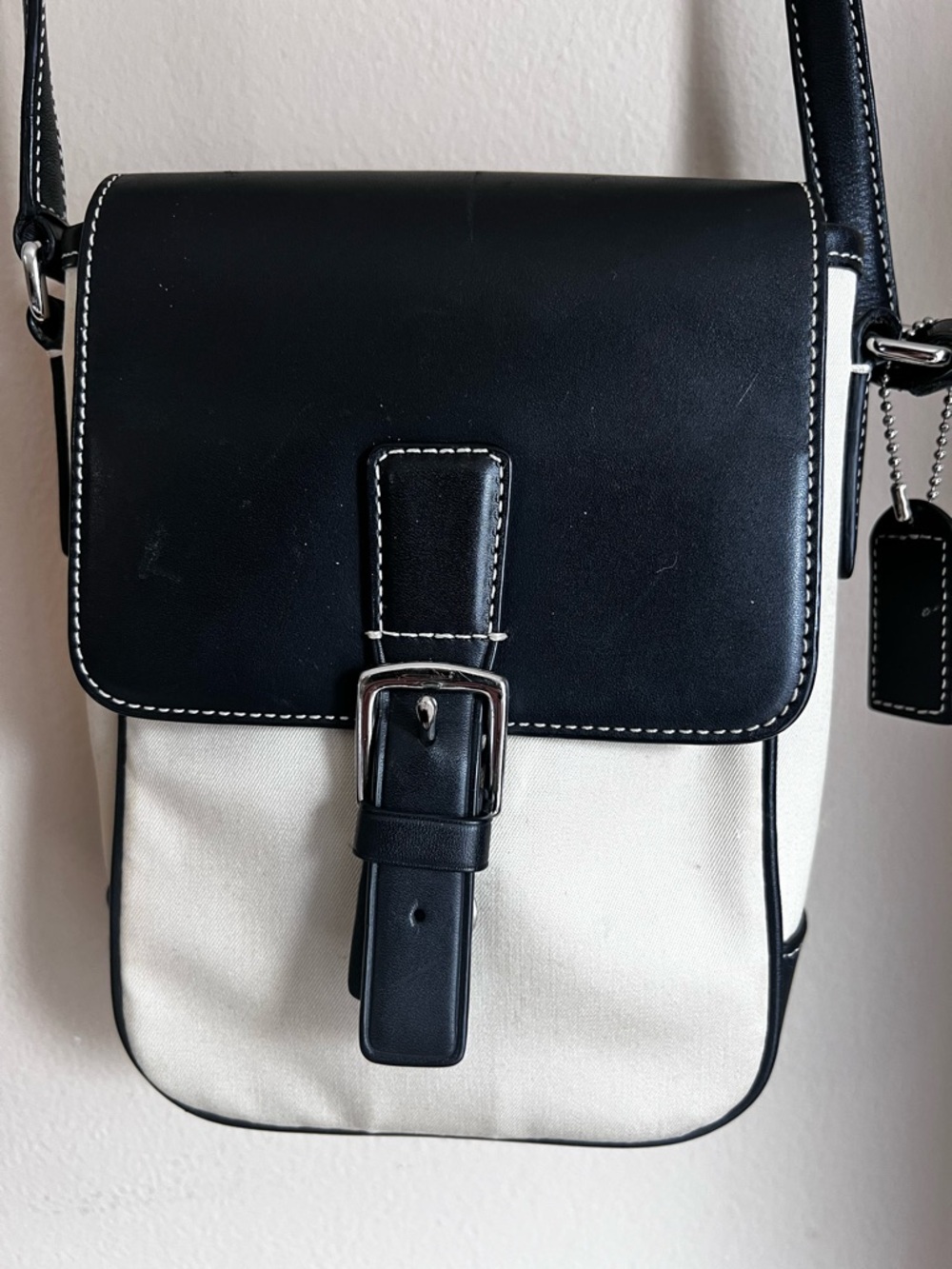 Vintage Coach Black & Cream Crossbody Camera Bag